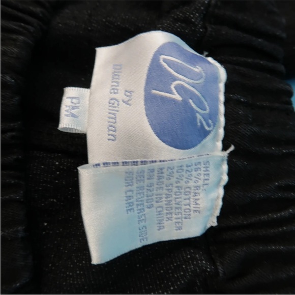 DG2 Diane Gilman Elastic Waist Black Denim Cropped Pants Petite Size PM - Picture 3 of 3